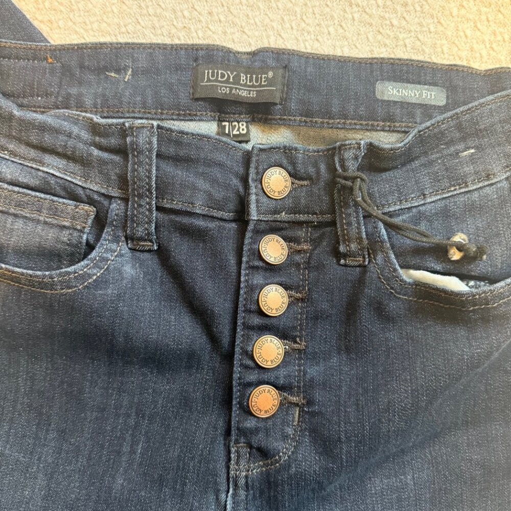 Judy Blue 7/28 "Skinny Fit" NEW W/O tags